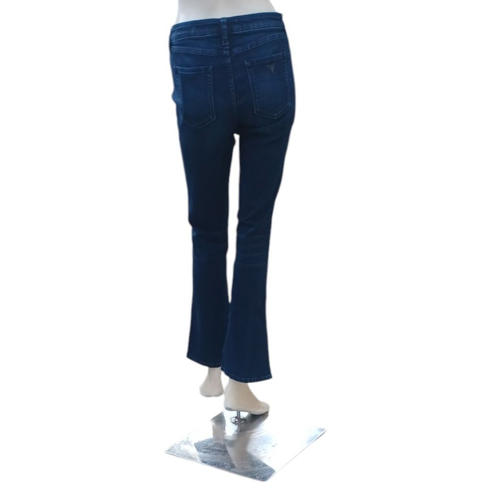 8112....Guess Jeans Petite Brittney Boot Size 28, 29"Inseam 8"Rise
