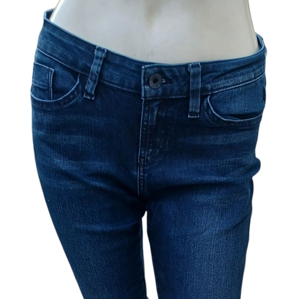 8112....Guess Jeans Petite Brittney Boot Size 28, 29"Inseam 8"Rise