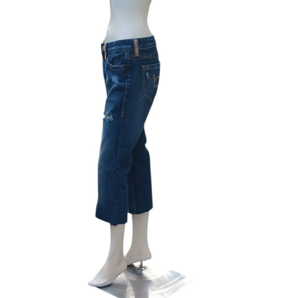 8113...bebe Ankle Crop Jeans Size 29, W29" 22"Inseam 7"Rise