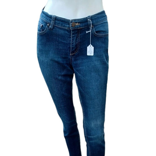 556330....NY&C Lower Waist Skinny Jeans Size 8