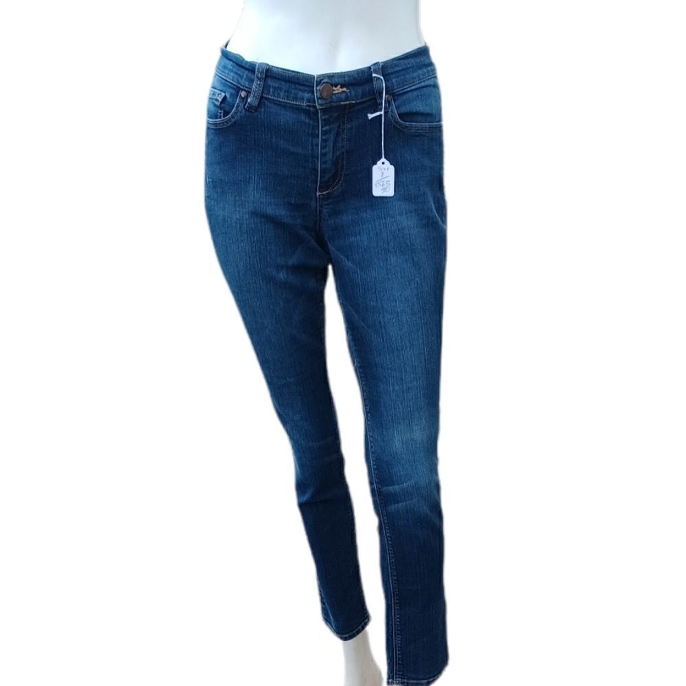 556330....NY&C Lower Waist Skinny Jeans Size 8