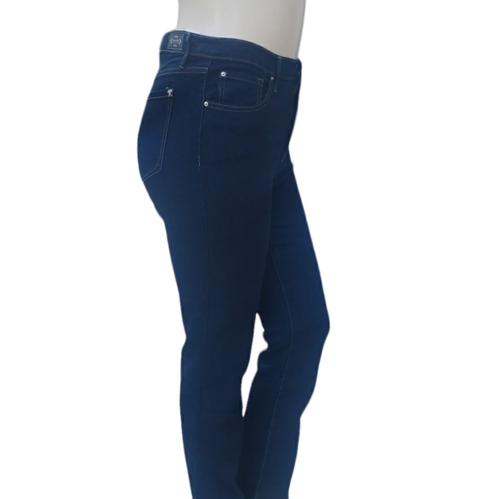 Sku 7004127....Nanette Lepore Bootcut Jeans Size 12, W31" 31"Inseam 11"Rise