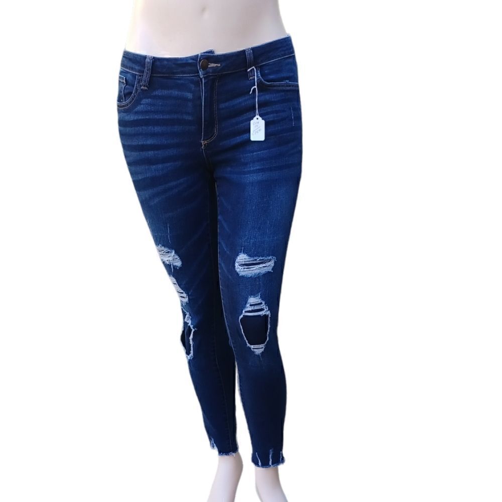 575023...a.n.a Denim Jegging Jeans Size 12, 30" Waist 27" Inseam 9" Rise