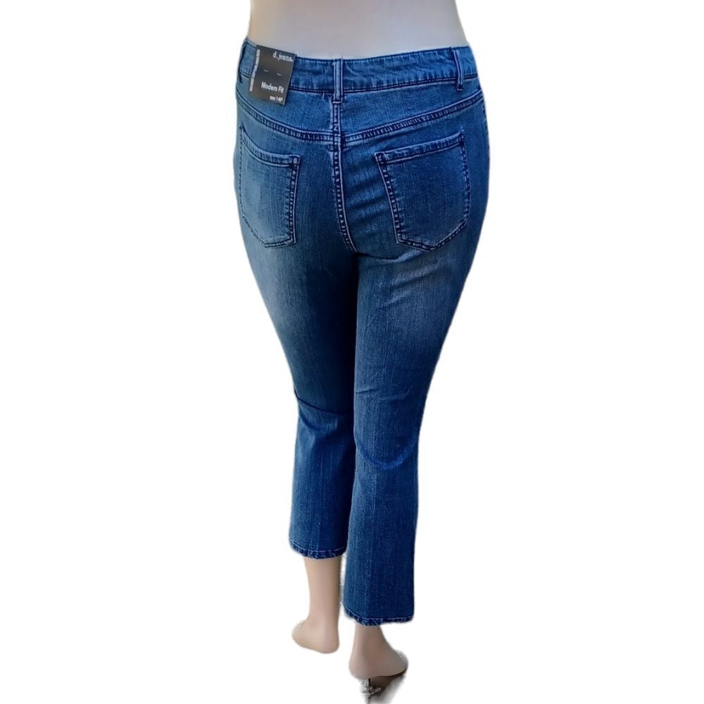 614330...d.Jeans High Waist Crop flare Jeans Size 14P, W32"  24"Inseam  11"Rise