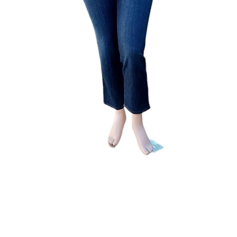 585025...Gloria Vanderbilt Straight leg Jeans Size 12Avg W30" 27"Inseam 11"Rise