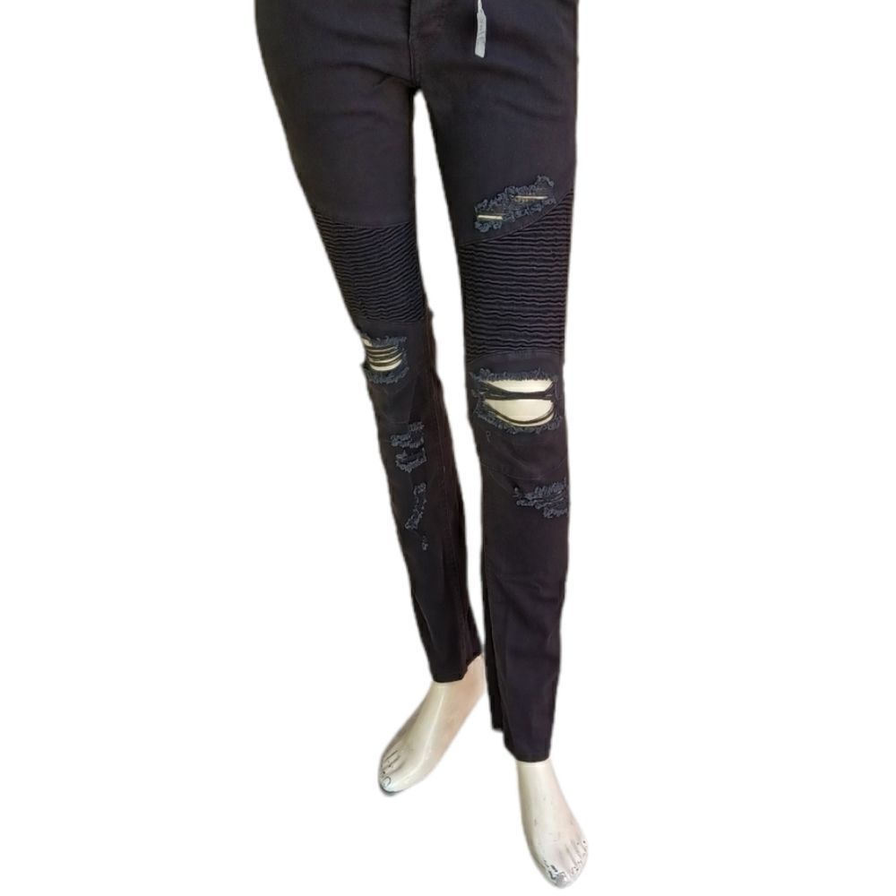 585947 Divided H&M Black Skinny Jeans Size 28
