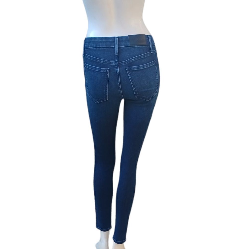 593931...BCBGMAXAZRIA High Rise Skinny Jeans Size 24