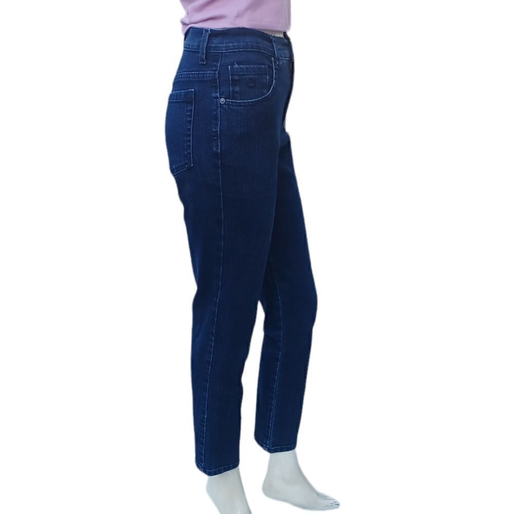 589021...Gloria Vanderbilt Straight leg Jeans Size 4P, W26"  27"Inseam 9"Rise