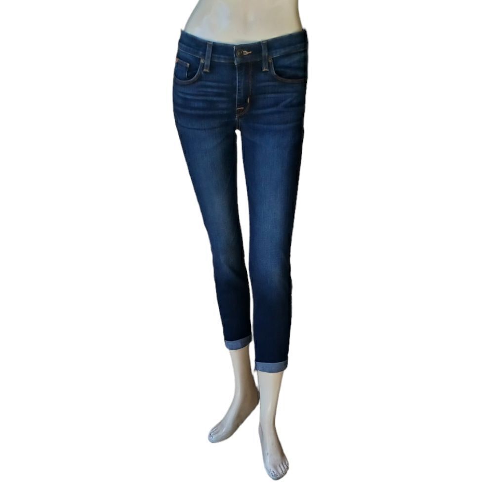 700018....Hudson Straight leg Crop Jeans Size 28,  23"Inseam 7"Rise