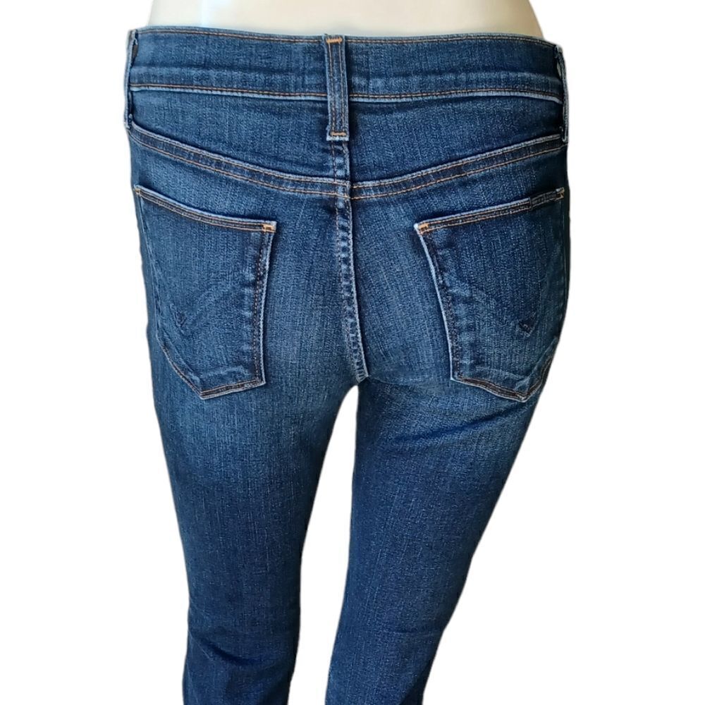 700018....Hudson Straight leg Crop Jeans Size 28,  23"Inseam 7"Rise