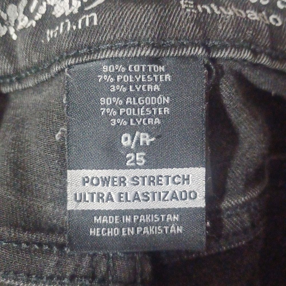 586547...Preowned Mossimo Black Skinny Jeans Size 0R /25, 8"Rise