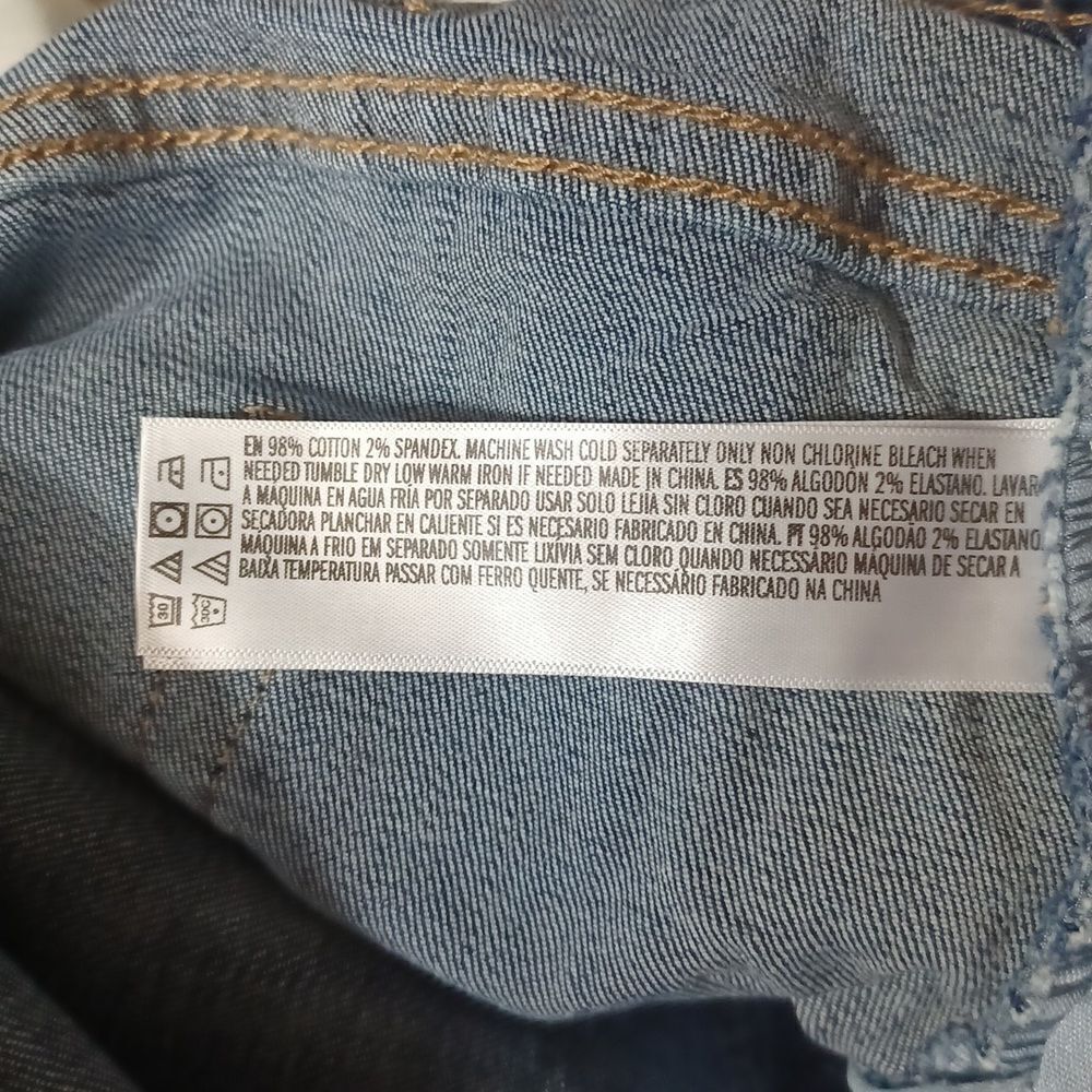590631...Forever21 High Rise Skinny Jeans Size 18