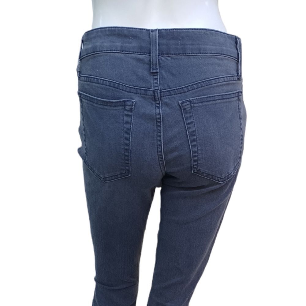 587424.Joe's Grey Mid Rise Skinny Jeans Size W26, 32"Inseam  8 1/2"Rise