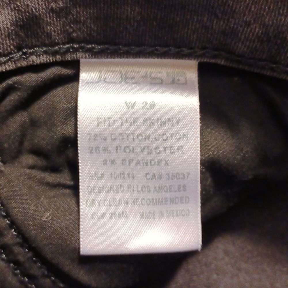 587424.Joe's Grey Mid Rise Skinny Jeans Size W26, 32"Inseam  8 1/2"Rise