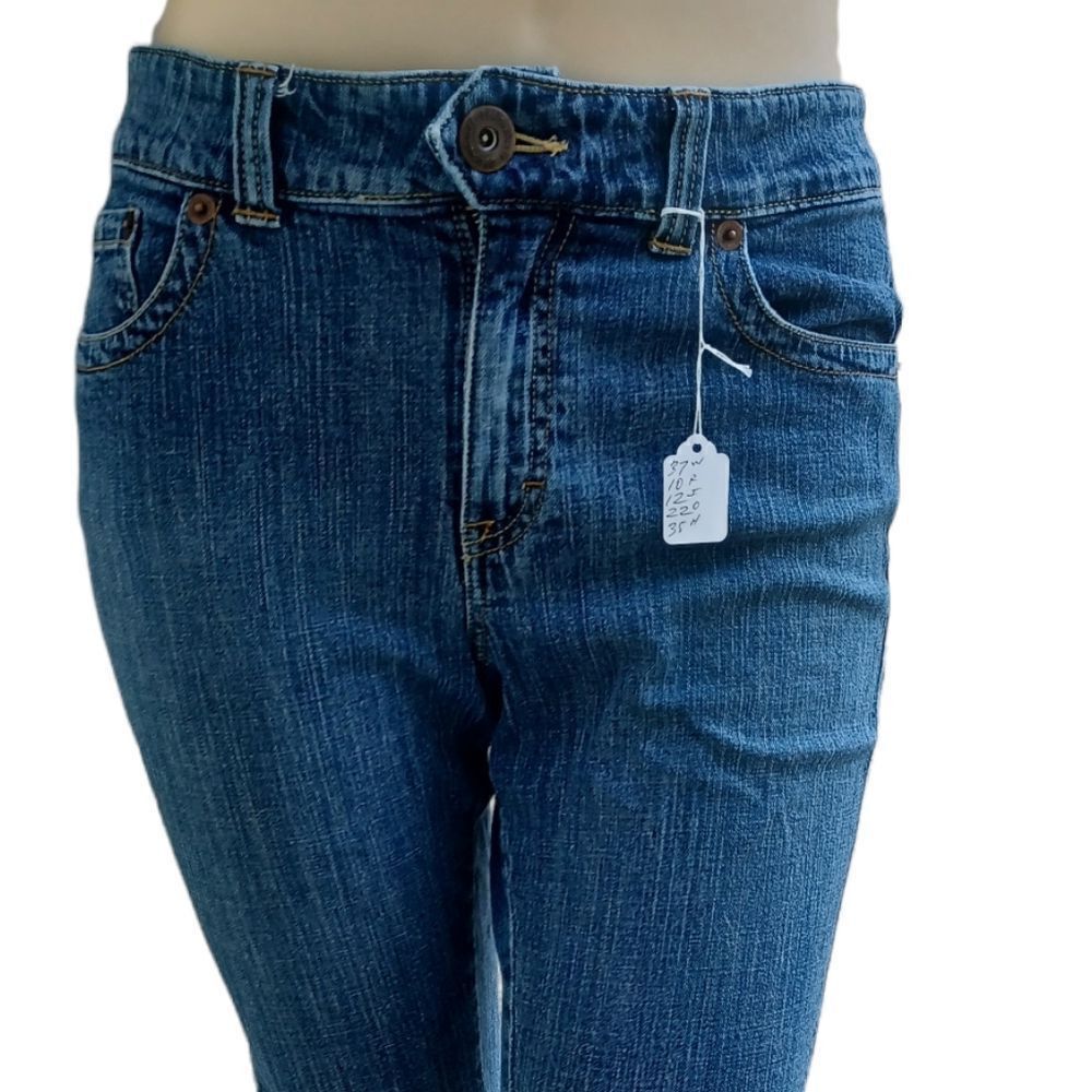 591631.....Lee One True Fit Crop Size 16M, W34" 12"Inseam  10"Rise