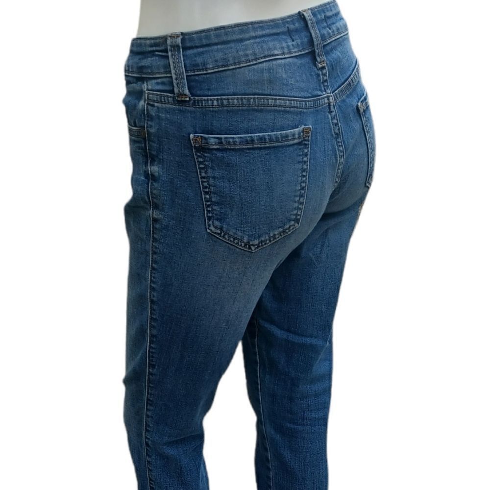 590830.....Eunina Low Rise Skinny Jeans Juniors Size 5, W26" 27"Inseam 8" Rise