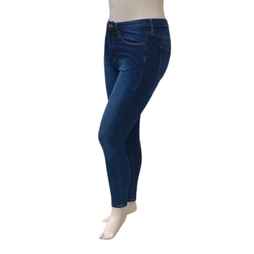 1028..Preowned Mossimo Skinny Jeans Size 12/S W28" 31" Inseam 10"Rise
