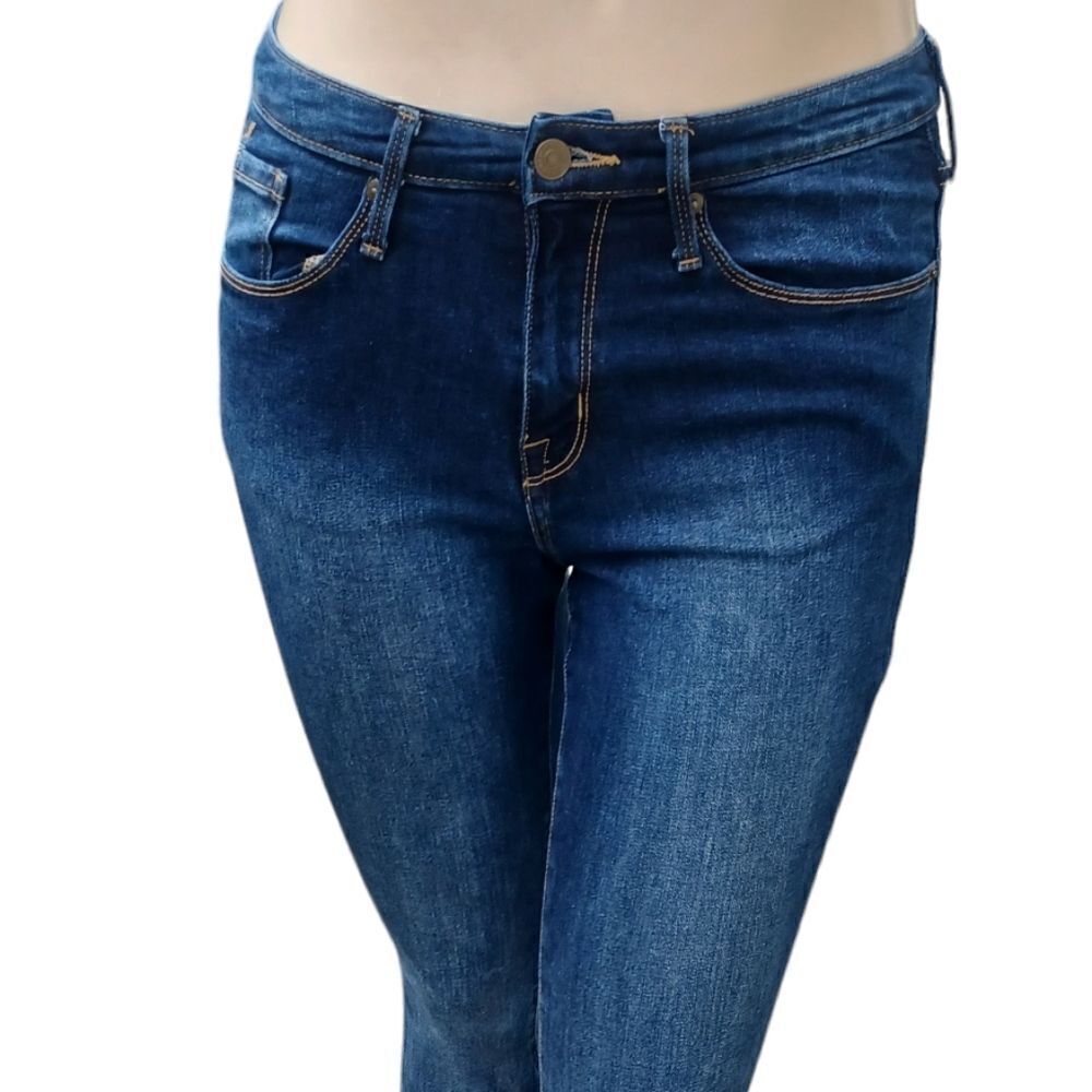 1028..Preowned Mossimo Skinny Jeans Size 12/S W28" 31" Inseam 10"Rise