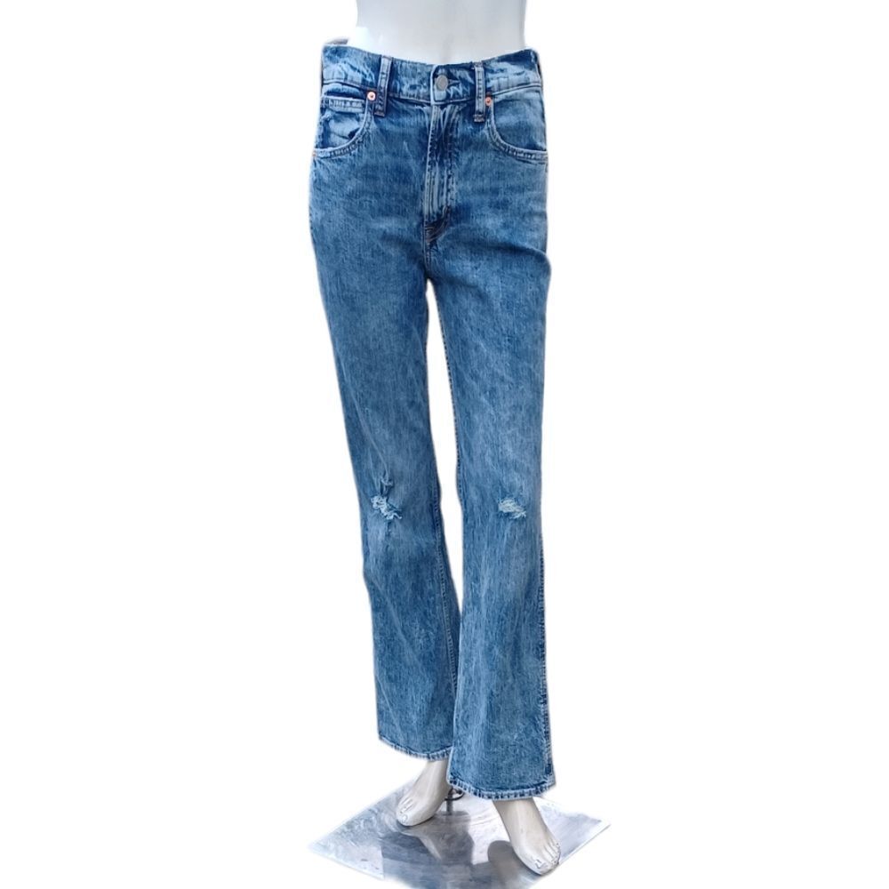 690046...Gap Denim Flare Jeans Size 26 /2R, 10" Rise