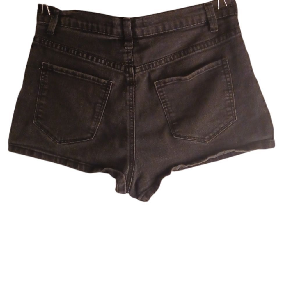 597420...Forever21 Black Short Shorts Size 30