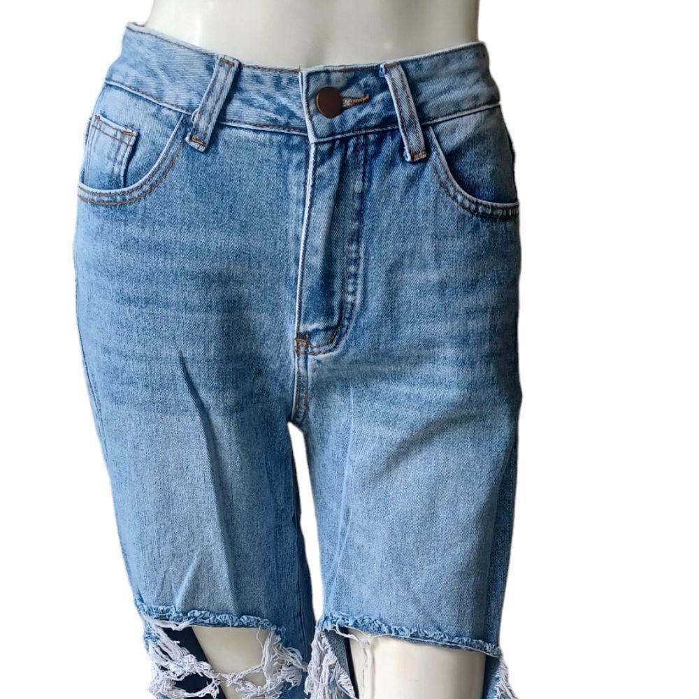 699140.....SHEIN Ankle Crop Flare Jeans Size W27 L32, 26"Inseam  10"Rise