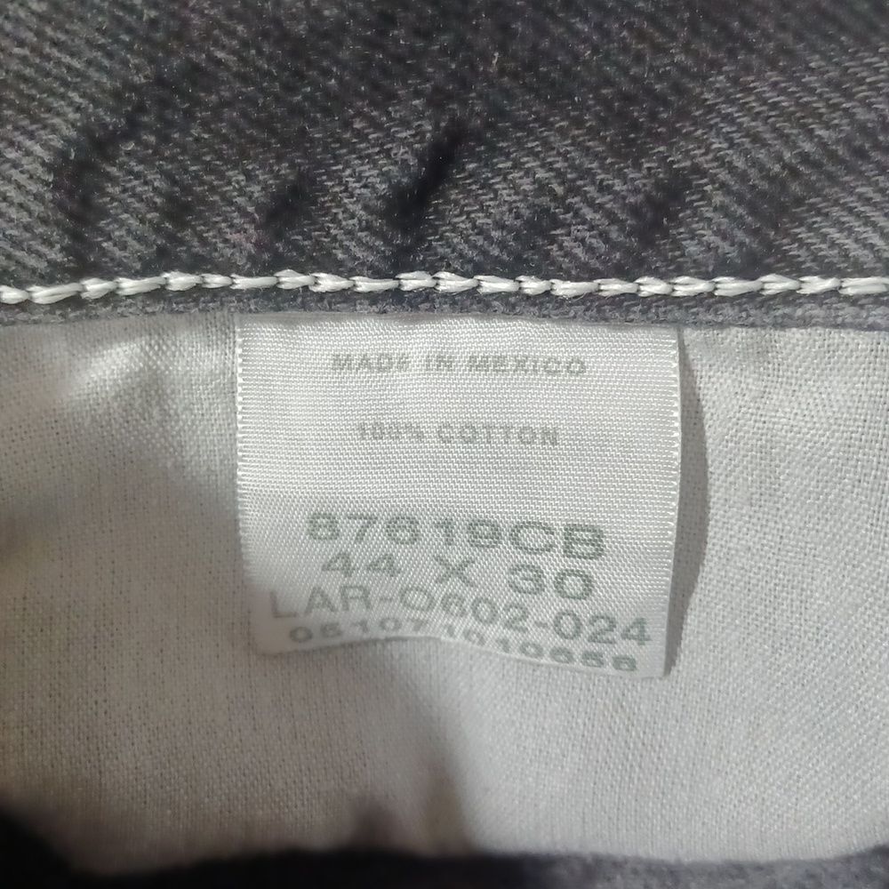 40381.....Men's Rustler Black Jeans Size 44X33, 100% Cotton