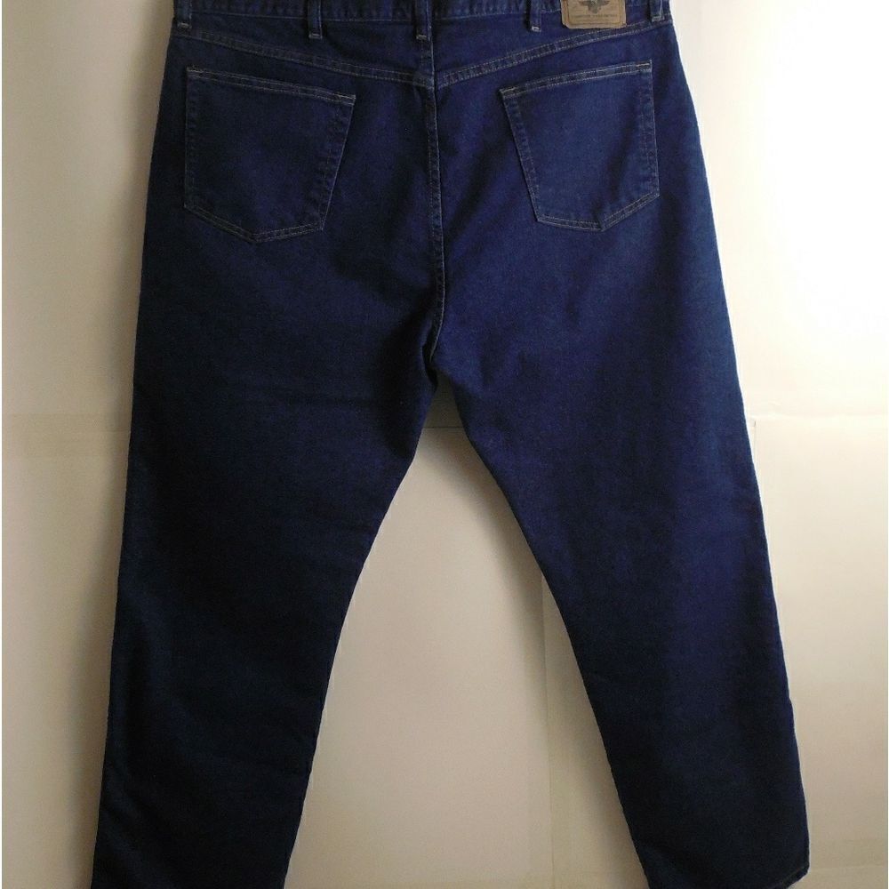 41731.....Men's Wrangler Straight leg Jeans Size 42x30, 13"Rise