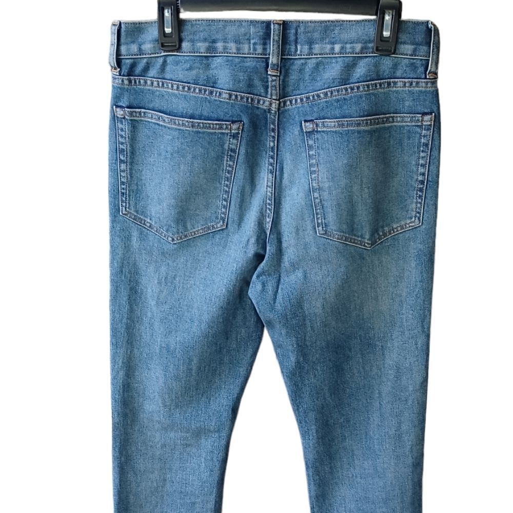 68904...Everlane Straight leg Jeans Size 31x32