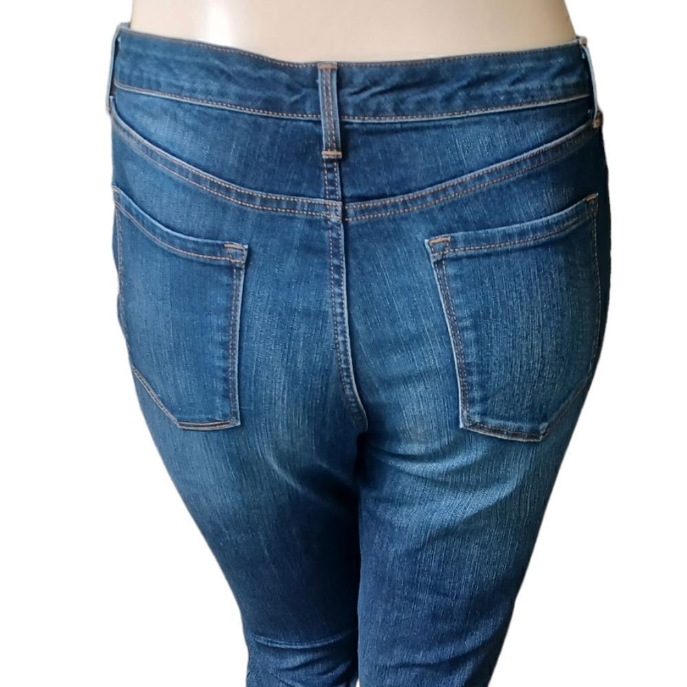 690747....Nine West Skinny Ankle Jeans Size 14, W32" 26"Inseam  11"Rise