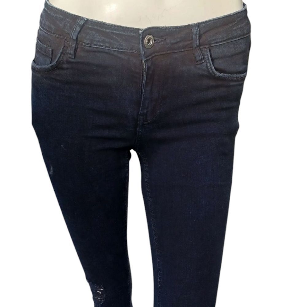 8147.....Zara Skinny Jeans Size 24" Waist, 25" Inseam 7"Rise