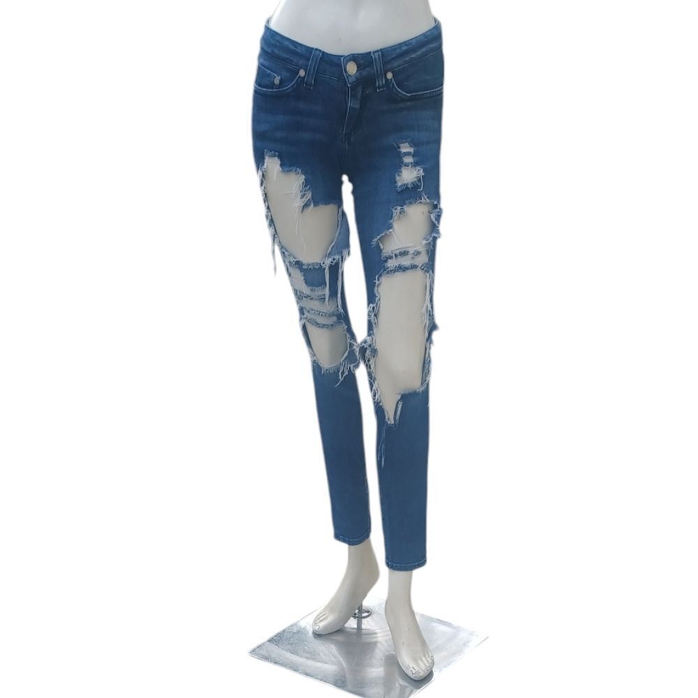 8116..bebe Skinny Jeans Size 25, W26" 28Inseam  7"Rise