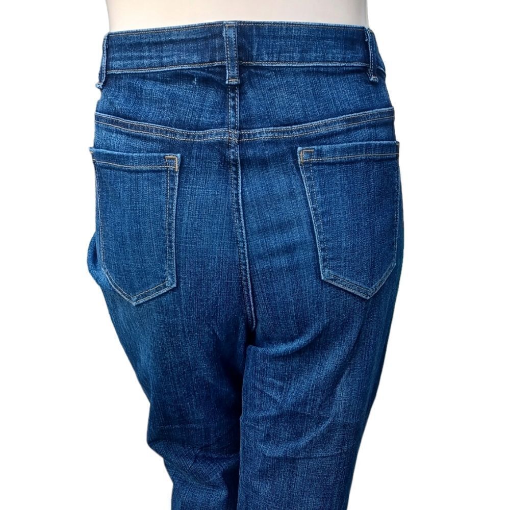 60402....Lane Bryant  Crop Jeans Size 24, W44"  20"Inseam  11 1/2"Rise