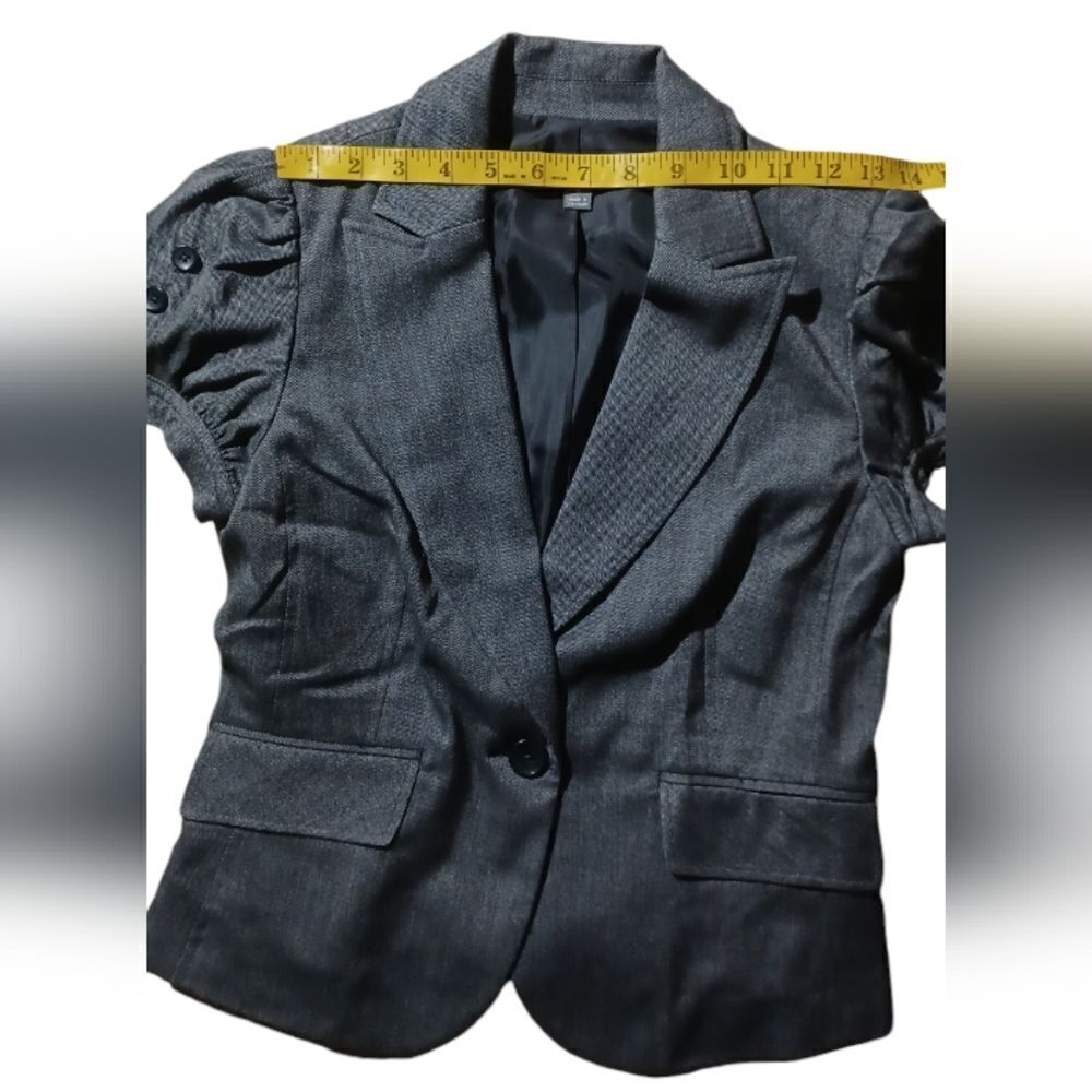 608333...Apt.9 Ladies Lapel Short Jacket Size 6