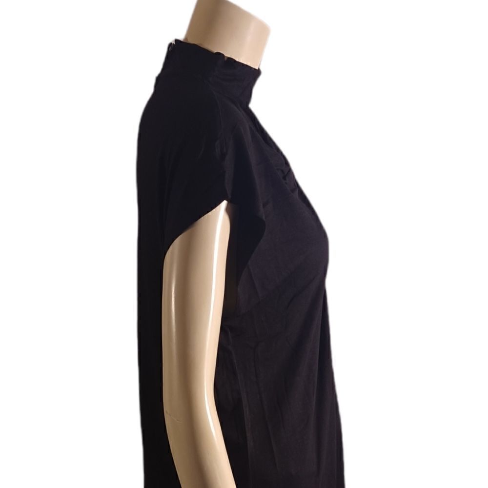 608033....Criss-cross Top Mock Neck Size XL
