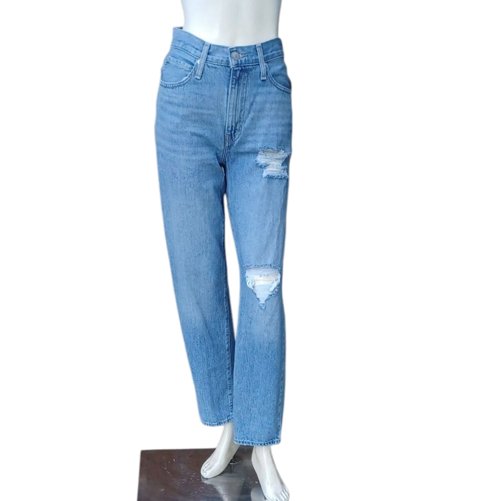 8189....Levi,s '94 Baggy Straight Leg Jeans Size 24, 10" Rise
