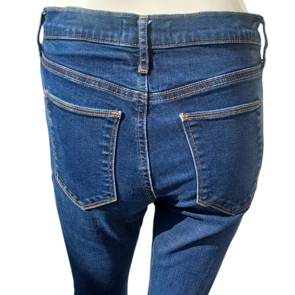 8120....Gap 1916 True Skinny Jeans Size 6R, 8" Rise