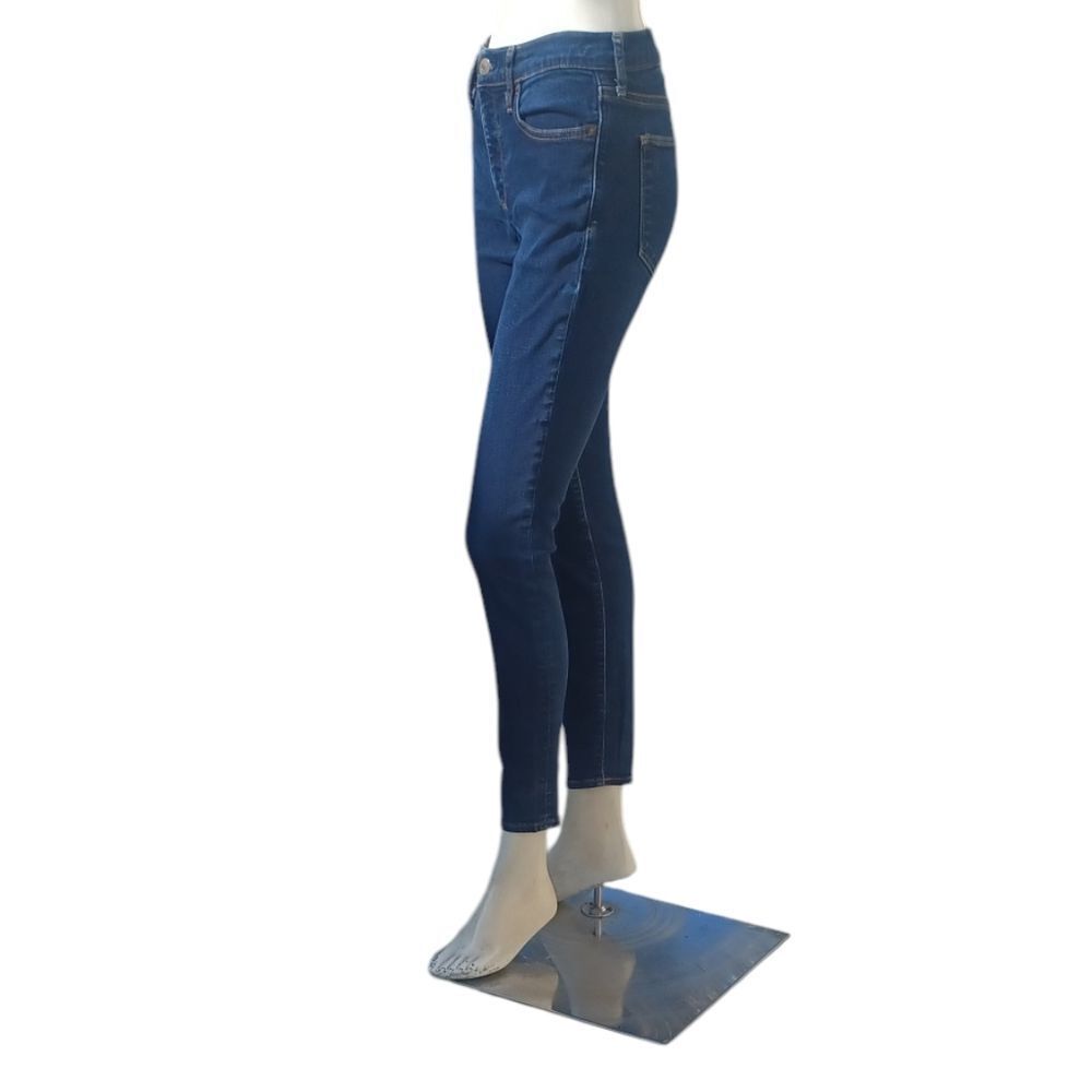 8120....Gap 1916 True Skinny Jeans Size 6R, 8" Rise