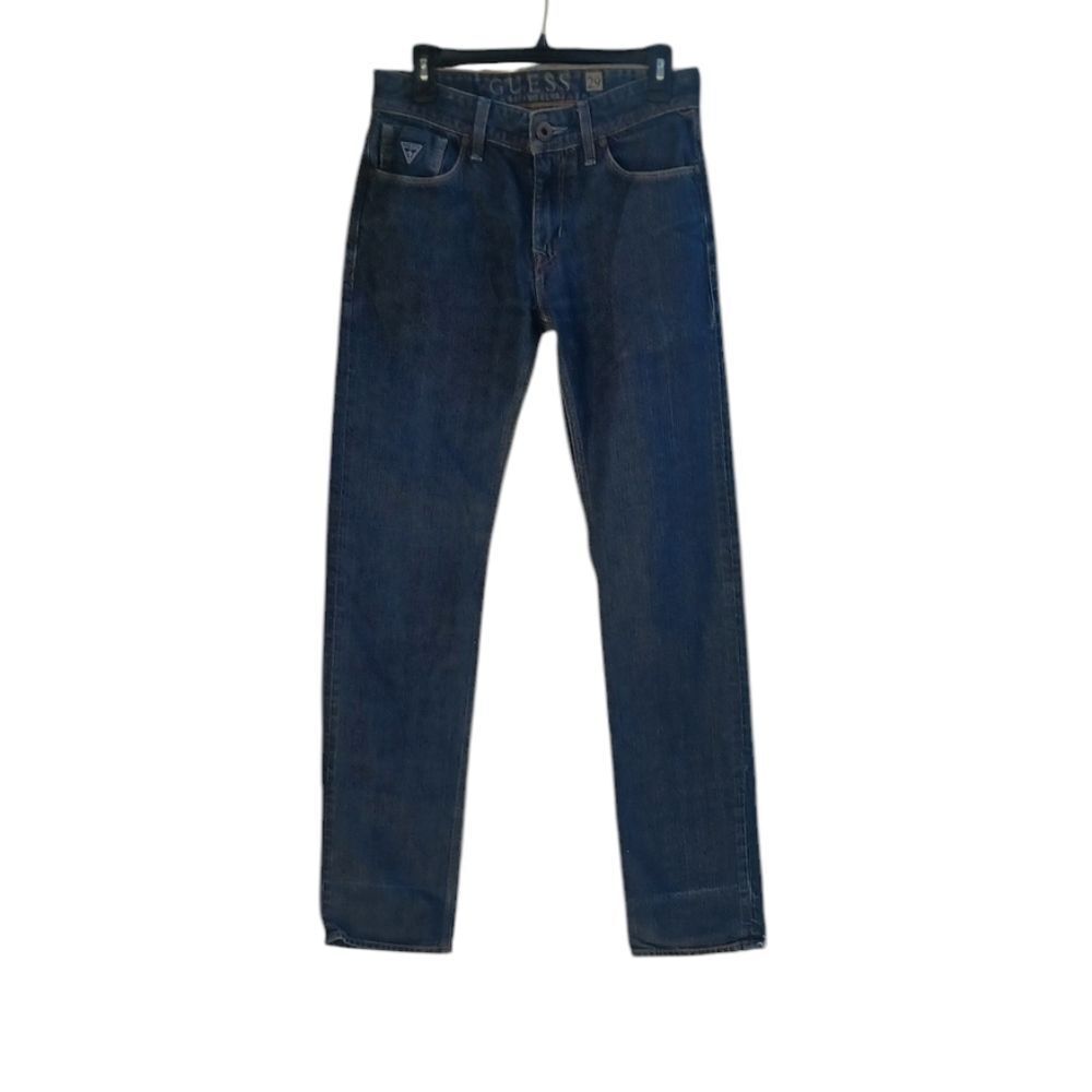 8122....Guess Jeans Straight Leg Size 29X32,  8"Rise