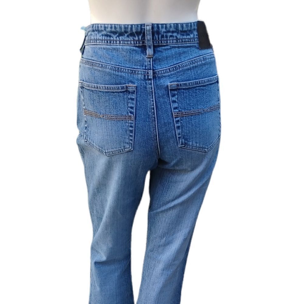 619132....Express Jeans Bootcut Size 7/8, 29"W, 30" Inseam 10"Rise