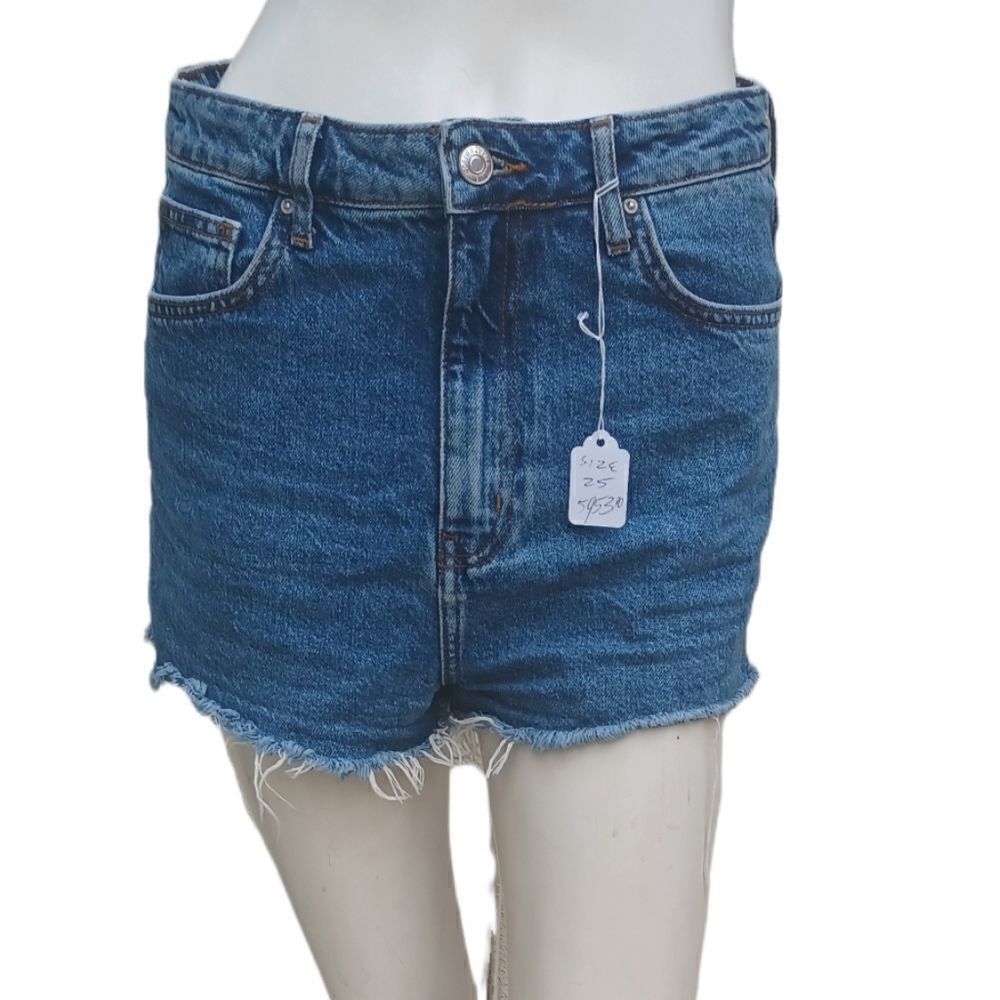 595330....Forever 21 Jean Shirts Size 25