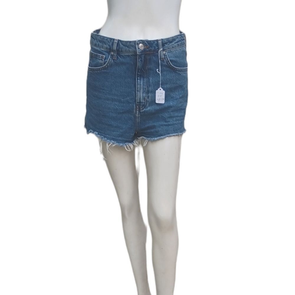 595330....Forever 21 Jean Shirts Size 25