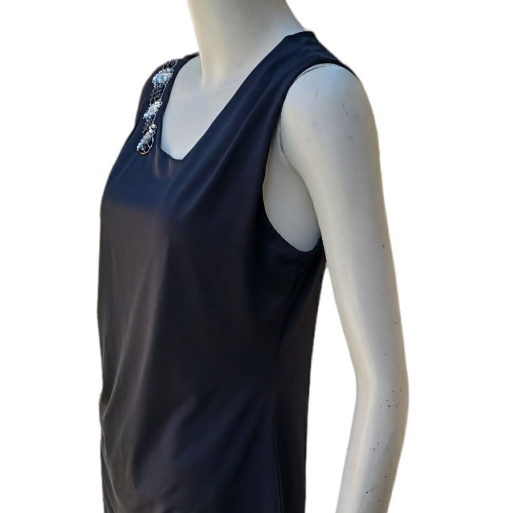 611233...Black Sleeveless Top Size Medium