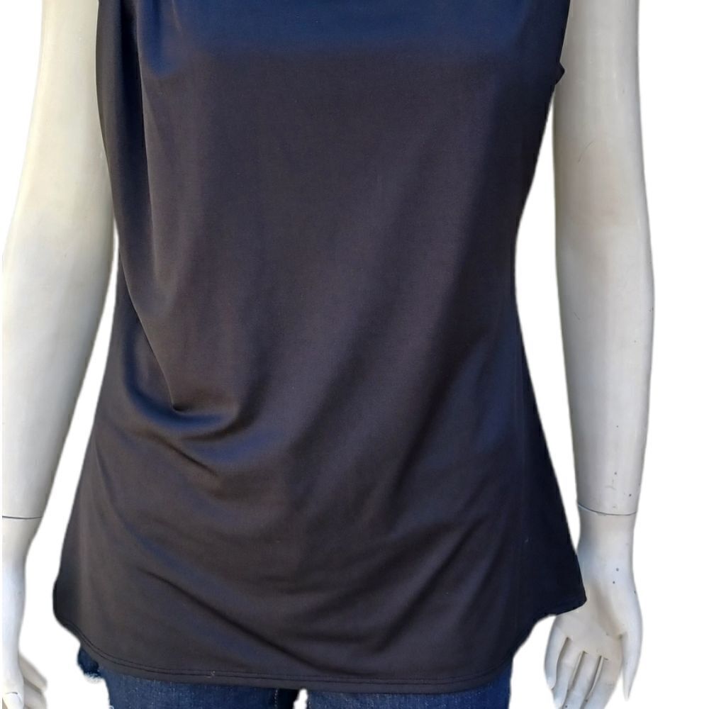 611233...Black Sleeveless Top Size Medium