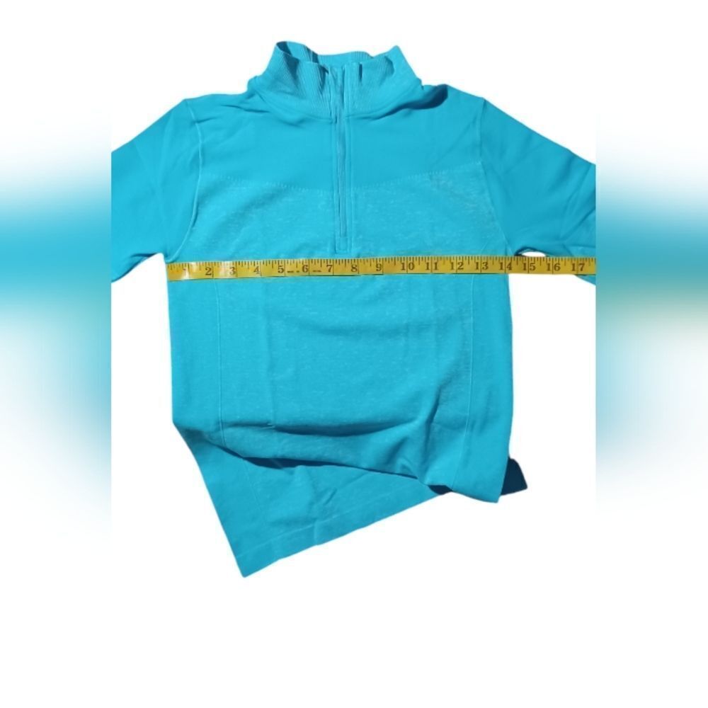 612233.....Long Sleeve Fitted Top Size XS