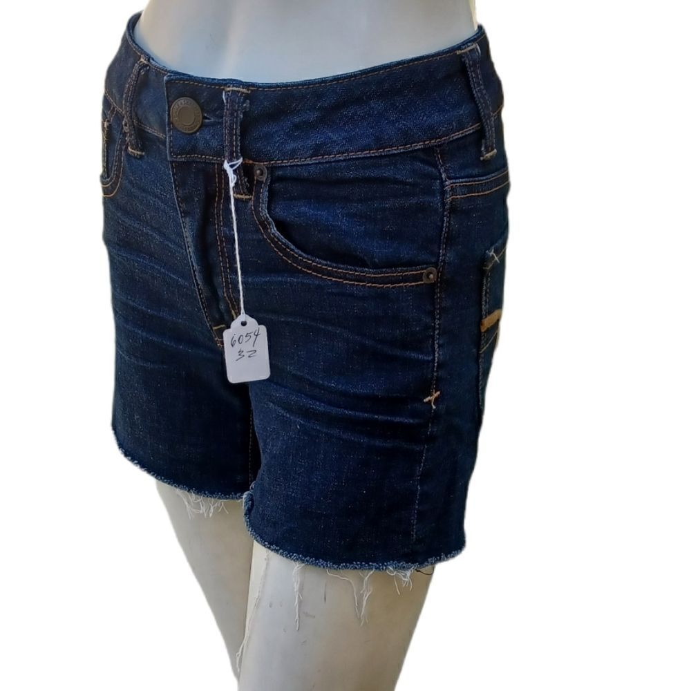605434....American Eagle Outfitters Jean Shorts Size 2, 27"W, 4" Inseam, 8" Rise
