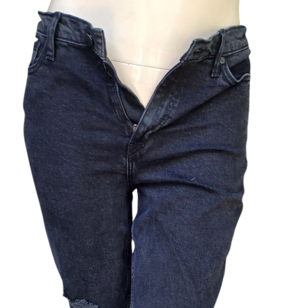 8195.....Banana Republic Straight Leg Jeans Size 31, W32" 25"Rise 11"Rise