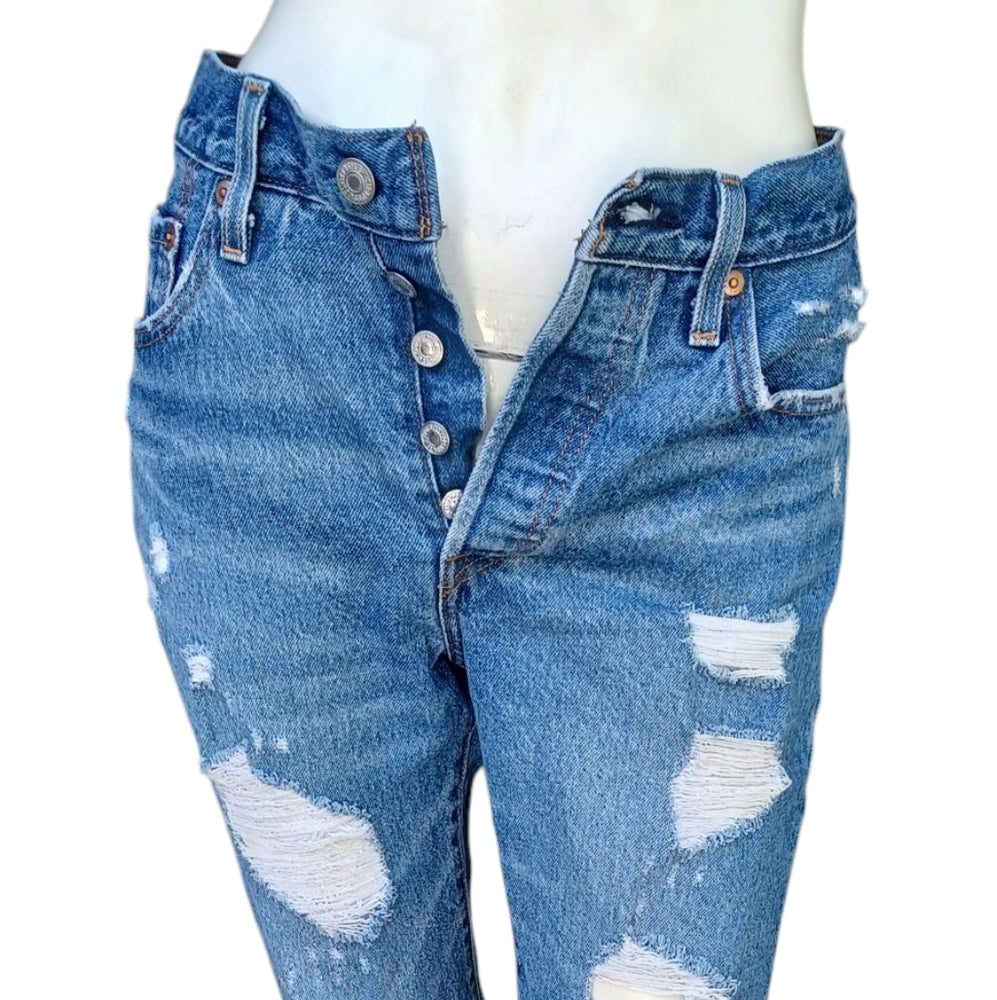 8194....Levi's 501 Straight Leg Jeans W25 L26
