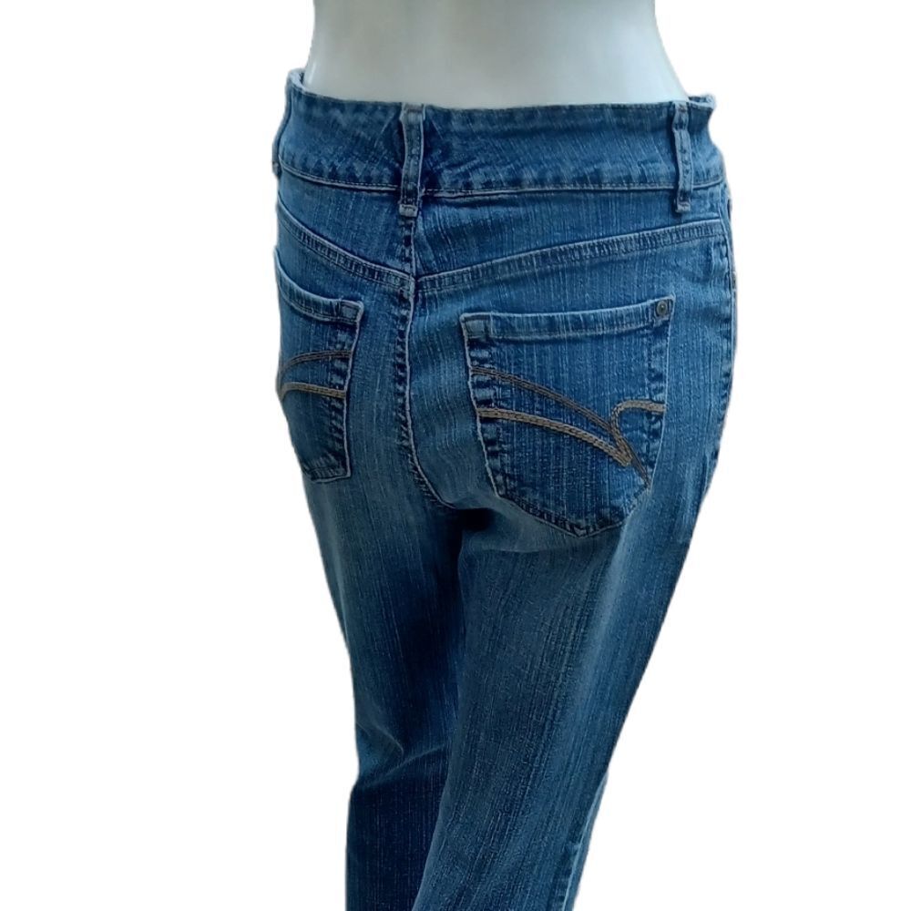 447510....Nine West Bootcut Jeans Size 6/27, 10"Rise