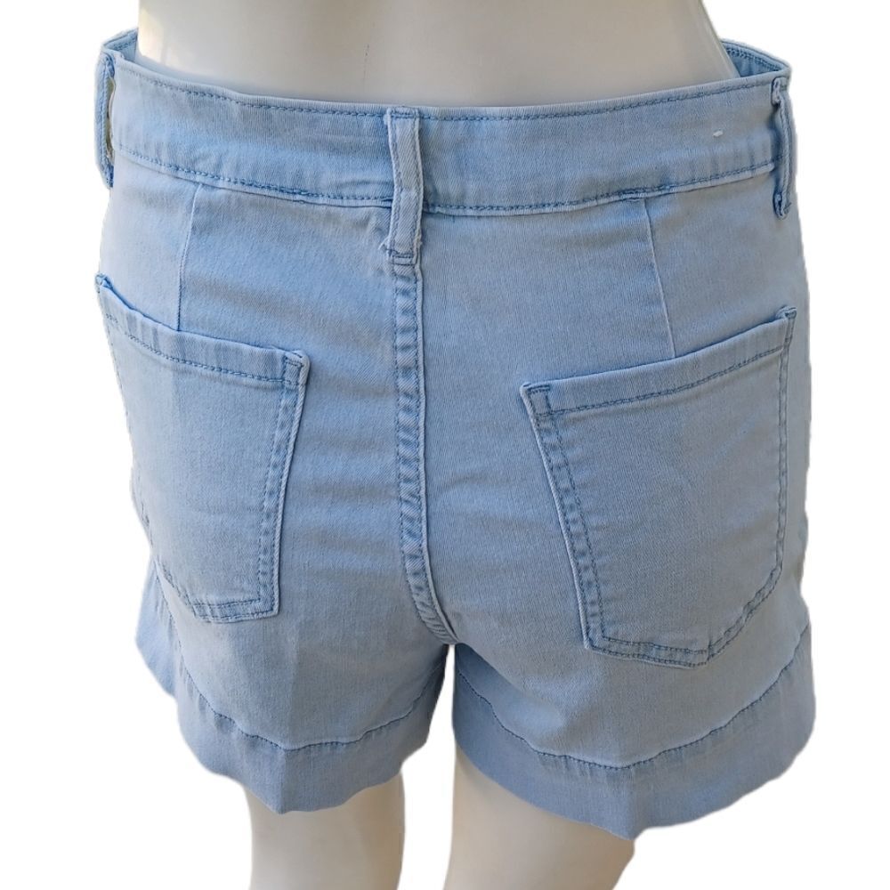 607634.......Forever21 Blue Shorts Size 28, 29"W, 3" Inseam