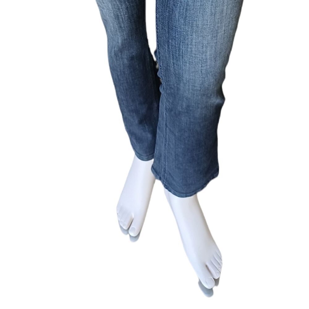 50445....White House Black Market Bootcut 10S, W32" 29"Inseam 8" Rise